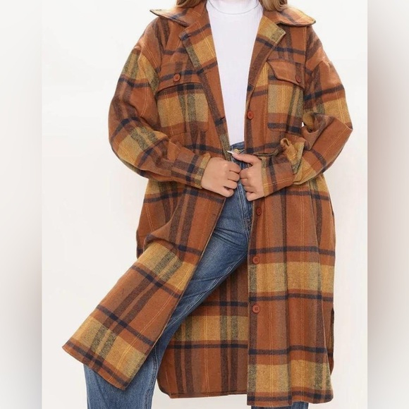 Fashion Nova Plaid Shacket in Large- Brown Yellow and Black. - Picture 3 of 7